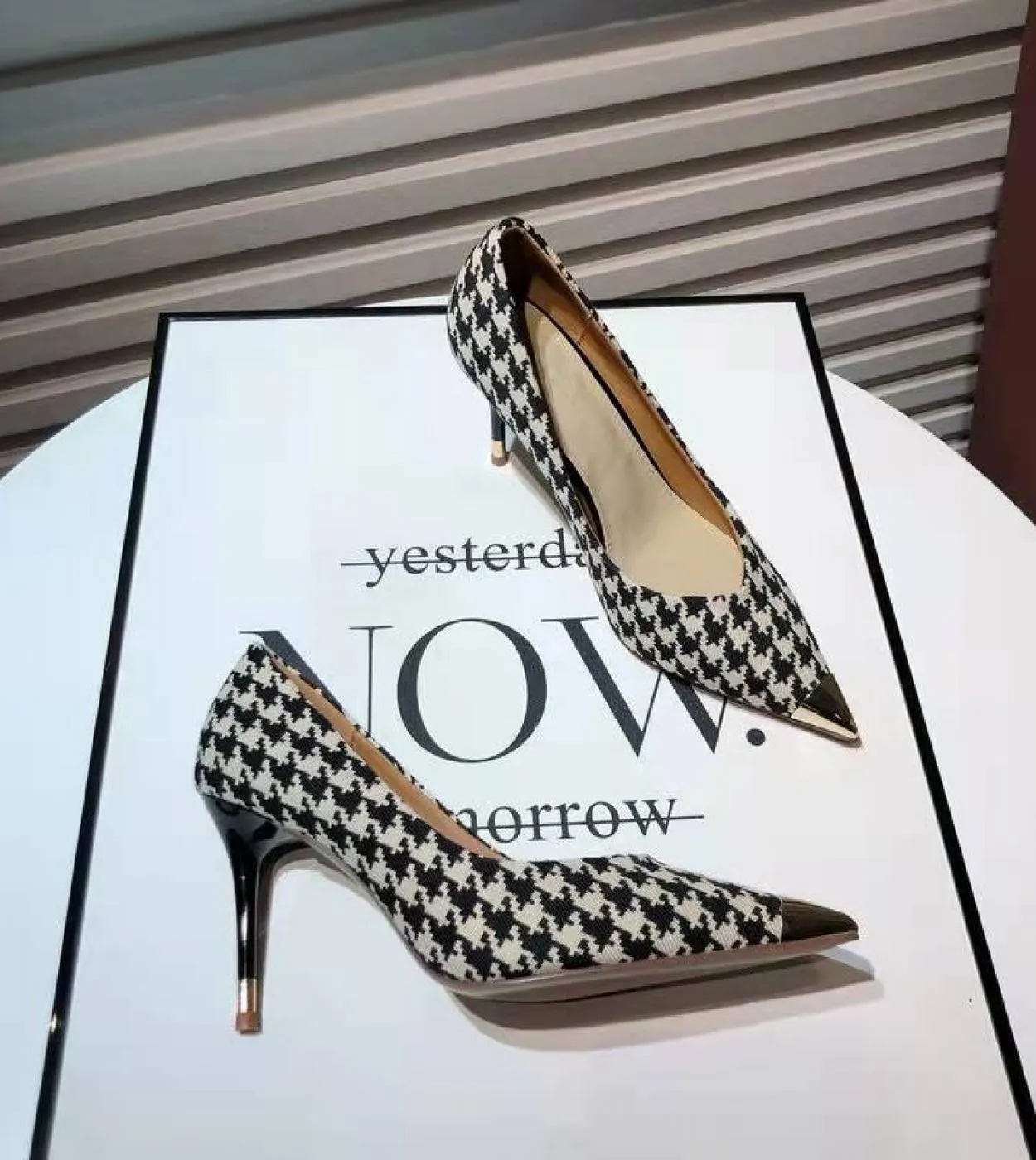 Clear Heel Jelly Sandals Retro Style