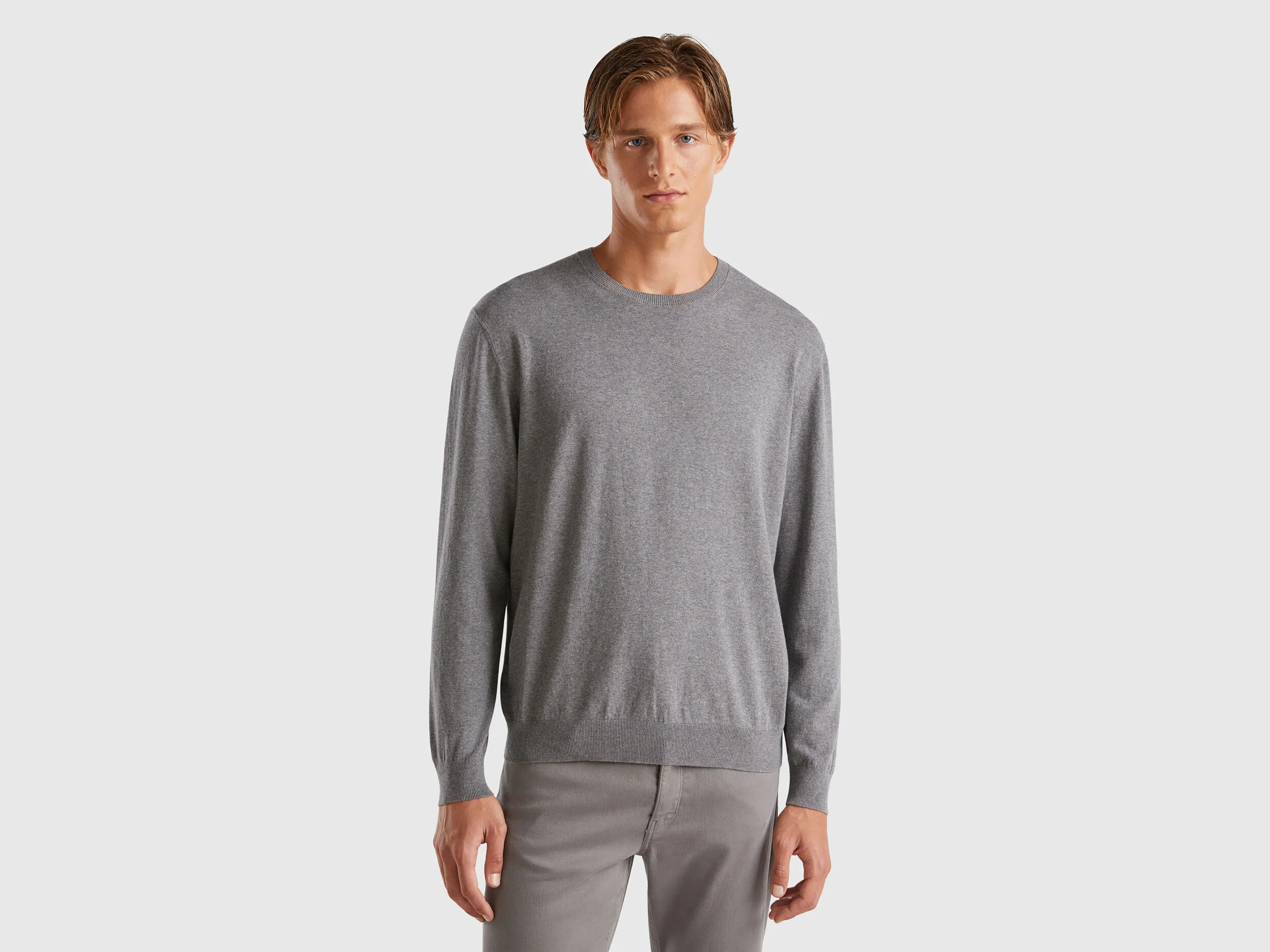 New Lightweight Cotton Blend Crewneck Sweater Arrivals