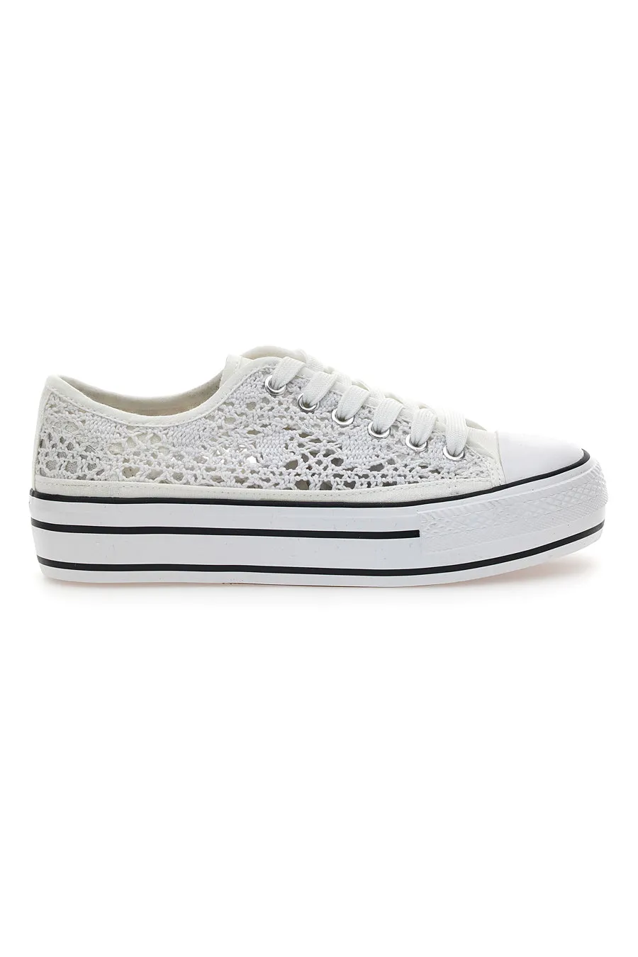 White Sneakers with Embroidered Texture and Flatform Energy 108 by ENERGY